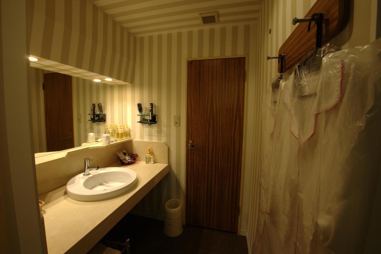 נגויה Hotel Allure (Adults Only) מראה חיצוני תמונה