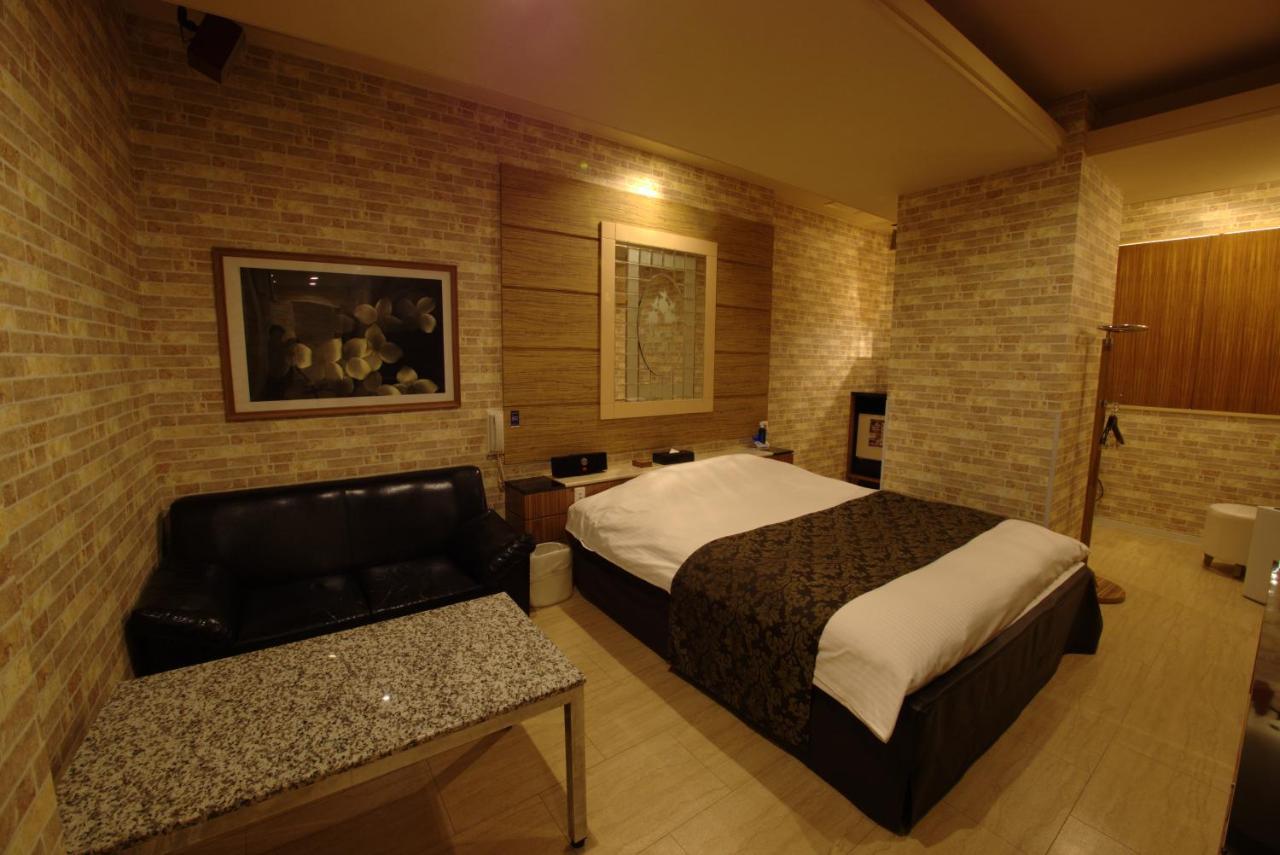 נגויה Hotel Allure (Adults Only) מראה חיצוני תמונה