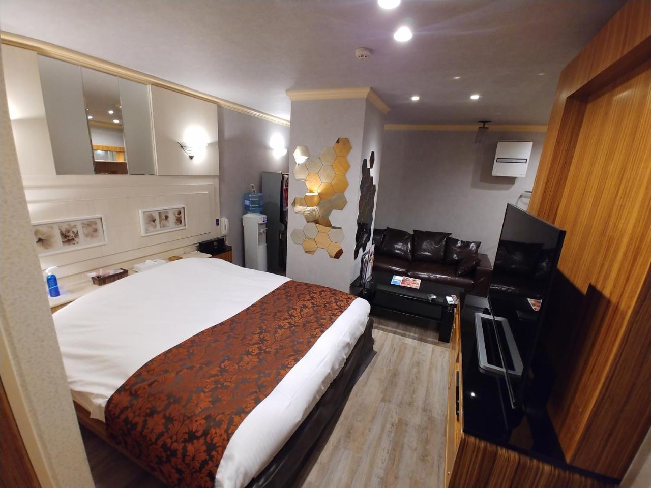 נגויה Hotel Allure (Adults Only) מראה חיצוני תמונה
