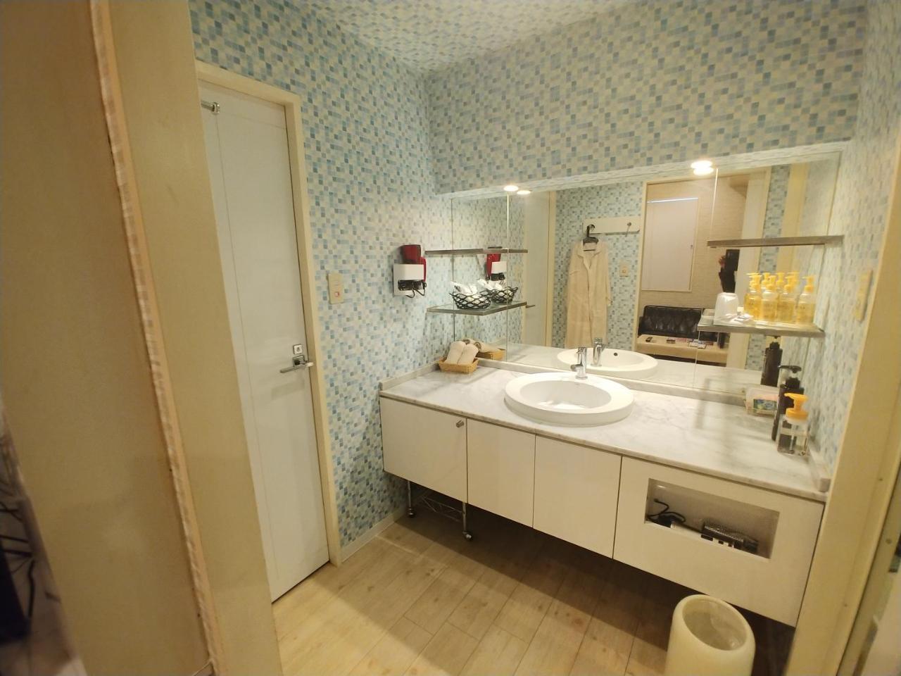 נגויה Hotel Allure (Adults Only) מראה חיצוני תמונה