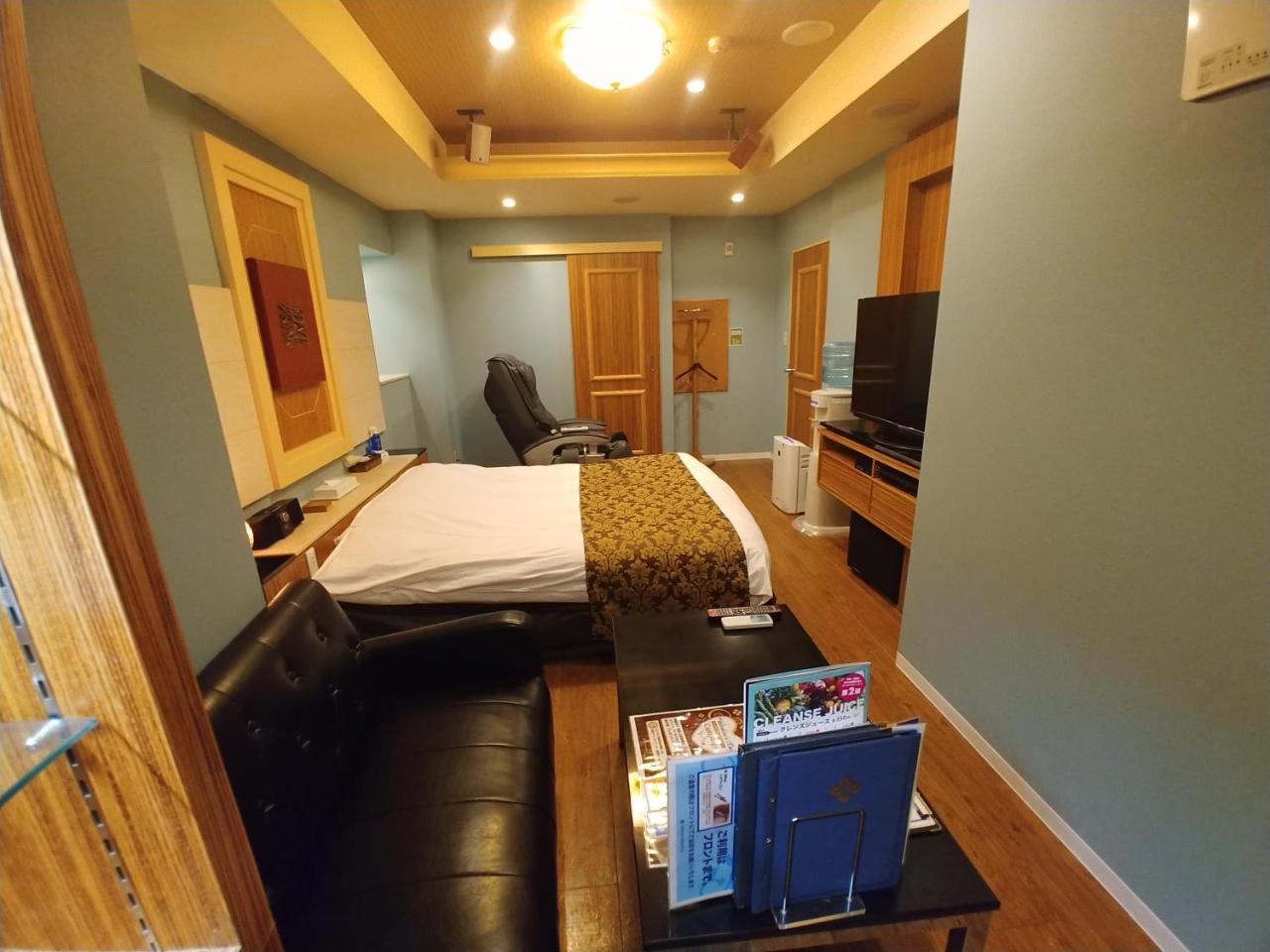 נגויה Hotel Allure (Adults Only) מראה חיצוני תמונה
