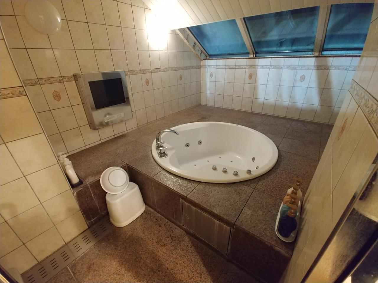 נגויה Hotel Allure (Adults Only) מראה חיצוני תמונה