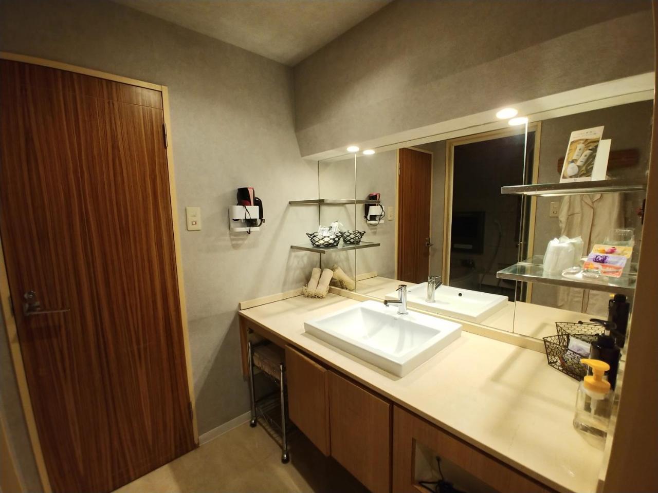 נגויה Hotel Allure (Adults Only) מראה חיצוני תמונה