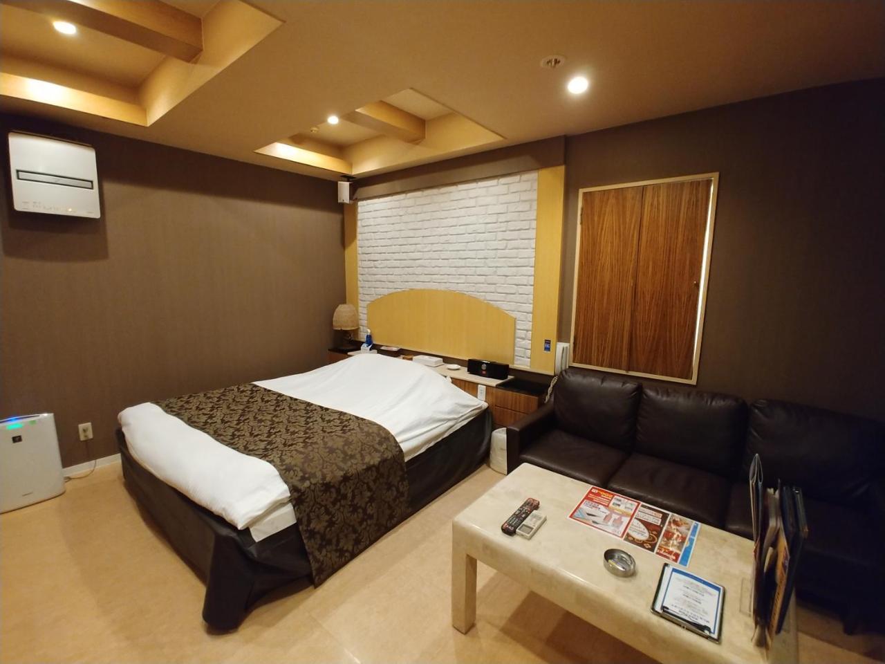 נגויה Hotel Allure (Adults Only) מראה חיצוני תמונה