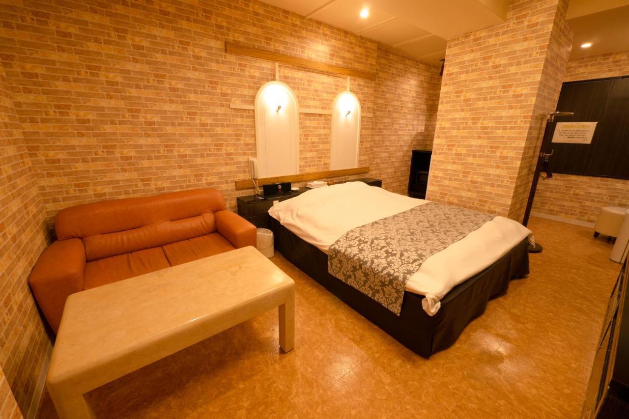 נגויה Hotel Allure (Adults Only) מראה חיצוני תמונה