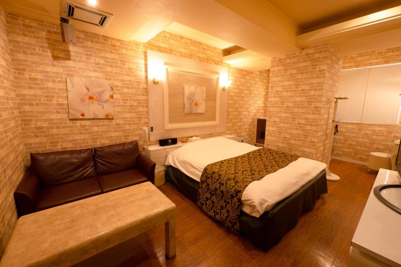 נגויה Hotel Allure (Adults Only) מראה חיצוני תמונה