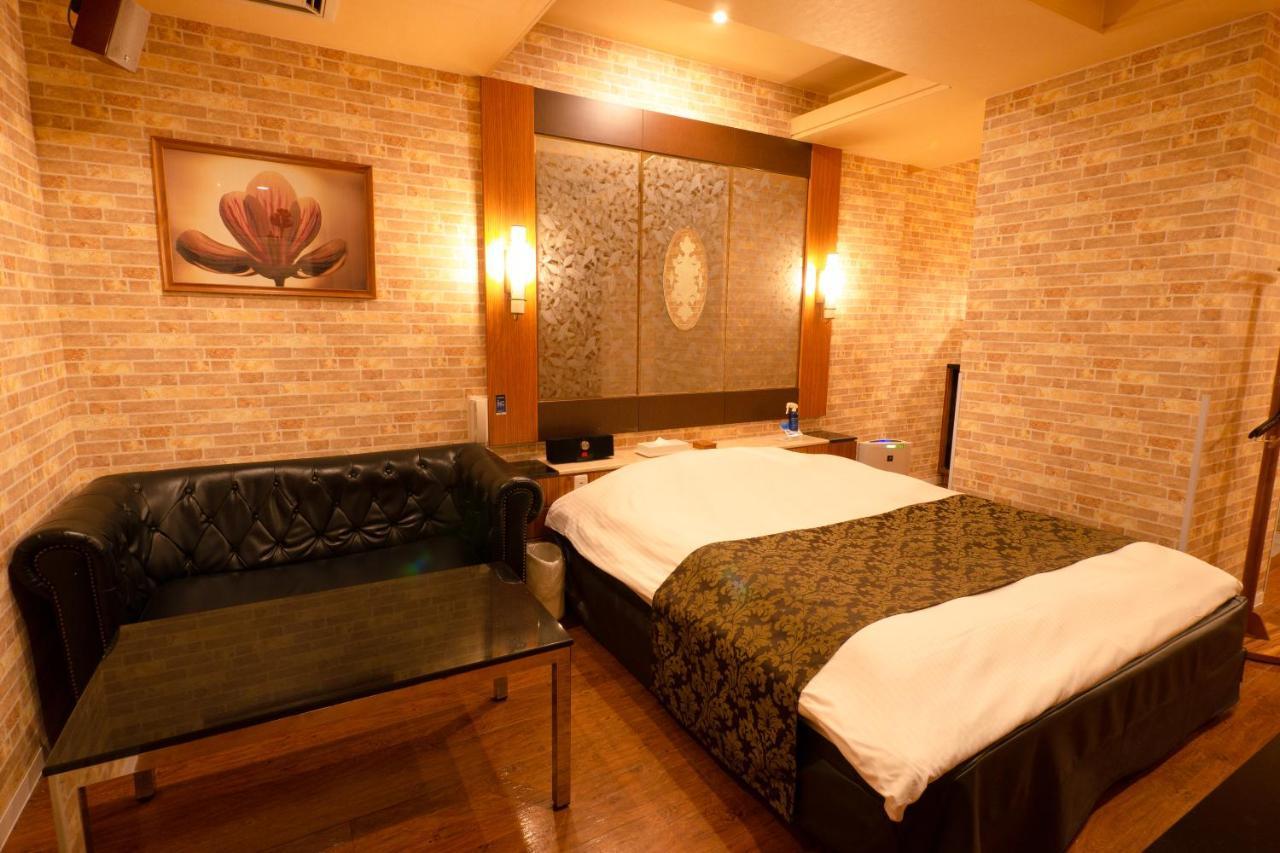 נגויה Hotel Allure (Adults Only) מראה חיצוני תמונה